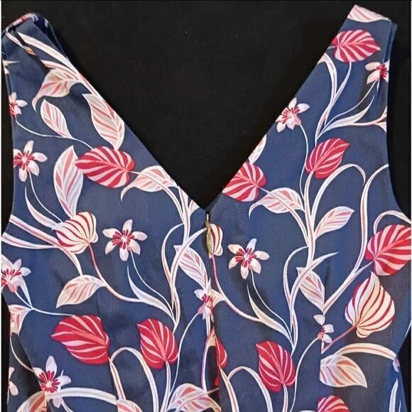 Draper James Love Circle Dress V-Neck A-line Navy Red and Pink Floral - Picture 14 of 16